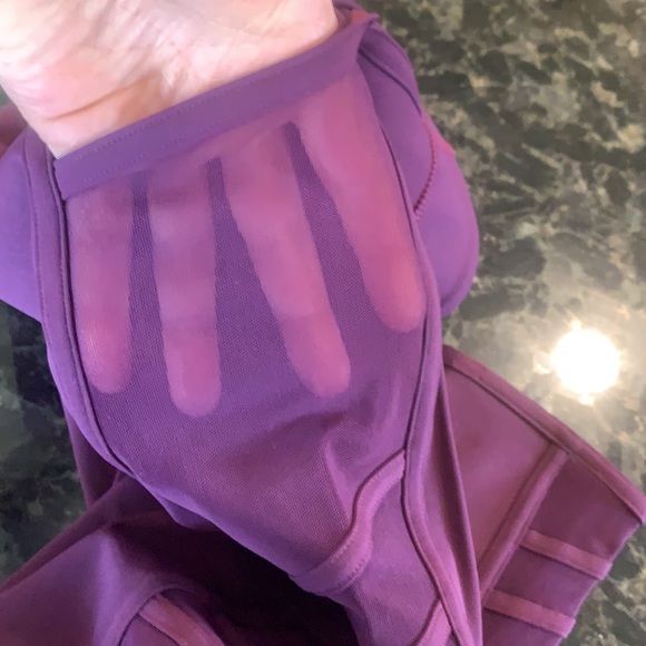 Lululemon Wild and Free Tight - Picture 9 of 9